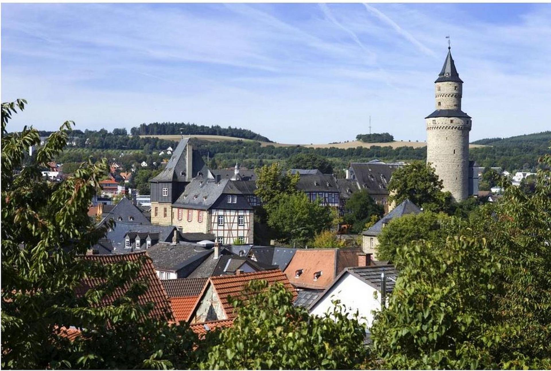 nette Ferienwohnung im Grünen mit Südterrasse Idstein Exterior foto